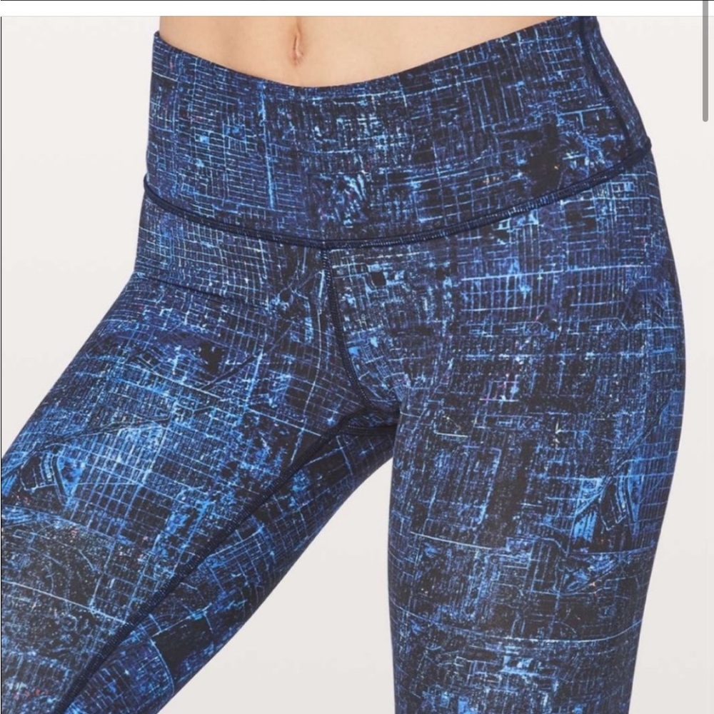 Lululemon size 4